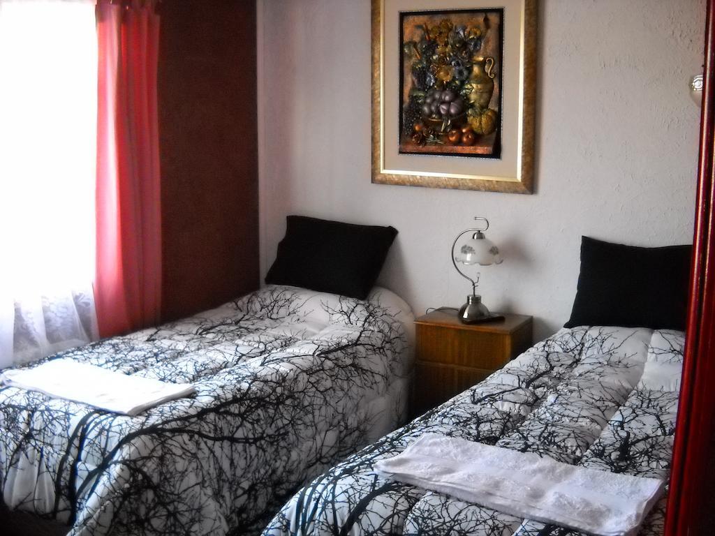 Hostal Parediso Punta Arenas Ruang foto
