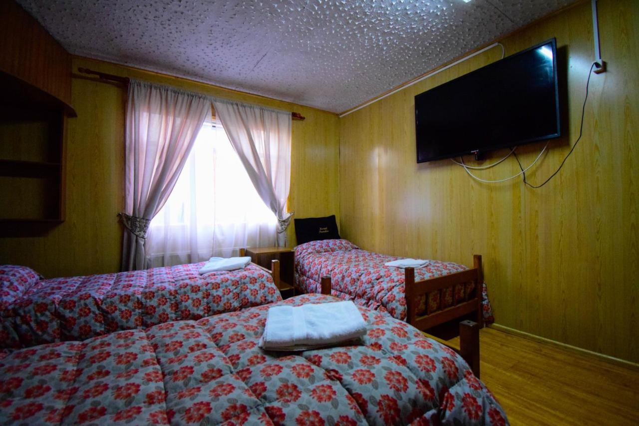 Hostal Parediso Hostel Punta Arenas Bagian luar foto